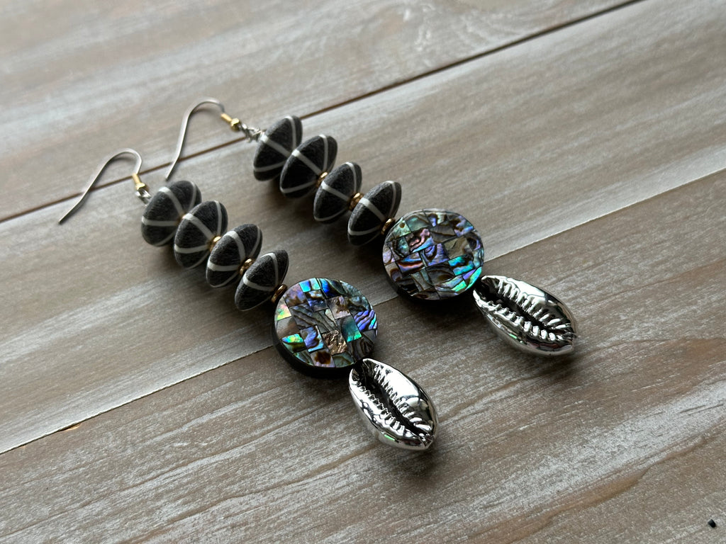 JALA | SILVER COWRIE