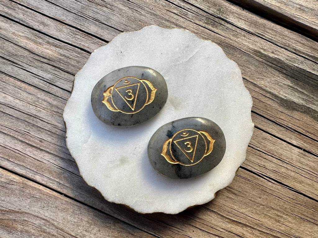 IOLITE THIRD EYE CHAKRA | WORRY STONE