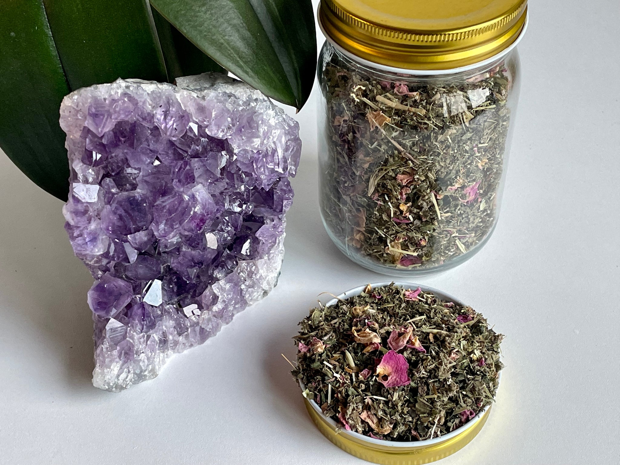 WOMEN'S NURTURING | HERBAL TEA BLEND