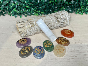 SEVEN CHAKRAS WORRY STONE | CRYSTAL KIT