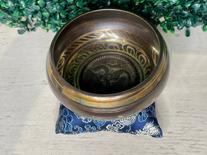 BLACK MANTRA CARVED | SINGING BOWL