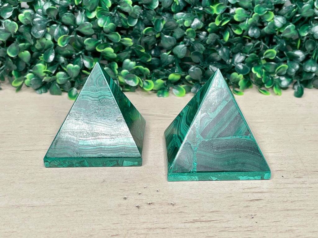 MALACHITE | PYRAMID